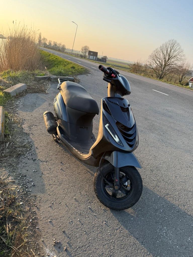 Piaggio Zip, Maximaal 45 km/u, Zip, Ophalen of Verzenden, Zo goed als nieuw