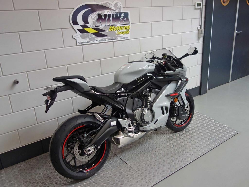 CFMOTO 675 SR-R 35kw - foto 3