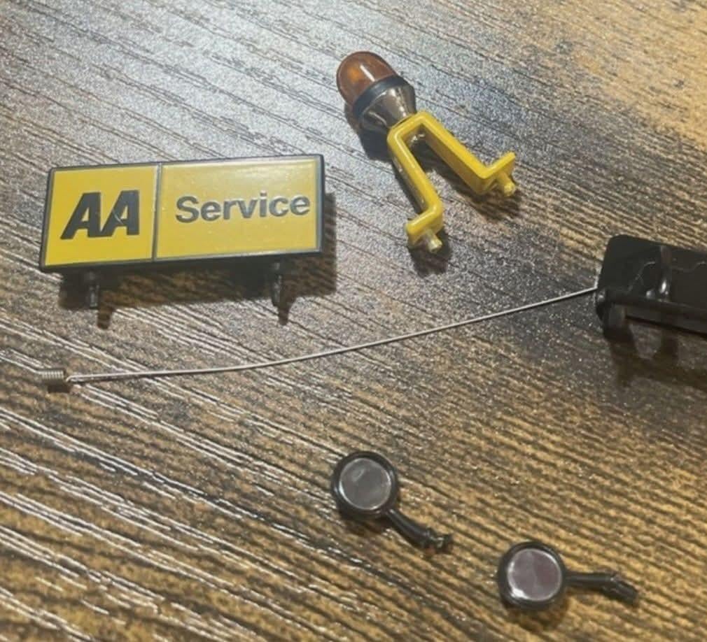 Gezocht: Lamp voor op Kyosho Mini Van, Hobby en Vrije tijd, Modelauto's | 1:18, Ophalen of Verzenden, Auto, Kyosho