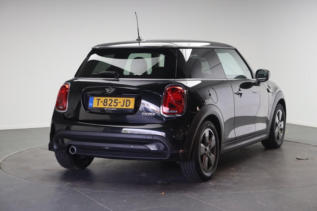 MINI Hatchback Cooper Automaat / LED / Airconditioning / Cru, Gebruikt, 4 stoelen, Origineel Nederlands, Bedrijf