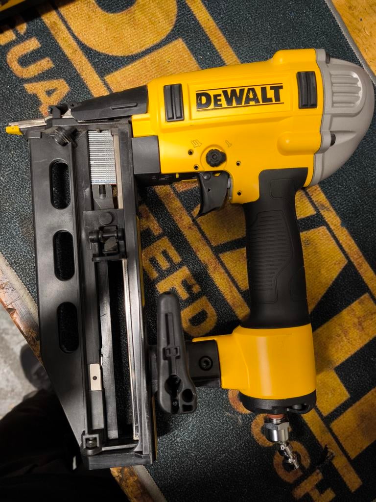 DeWalt DWFp71917 tacker, Ophalen of Verzenden