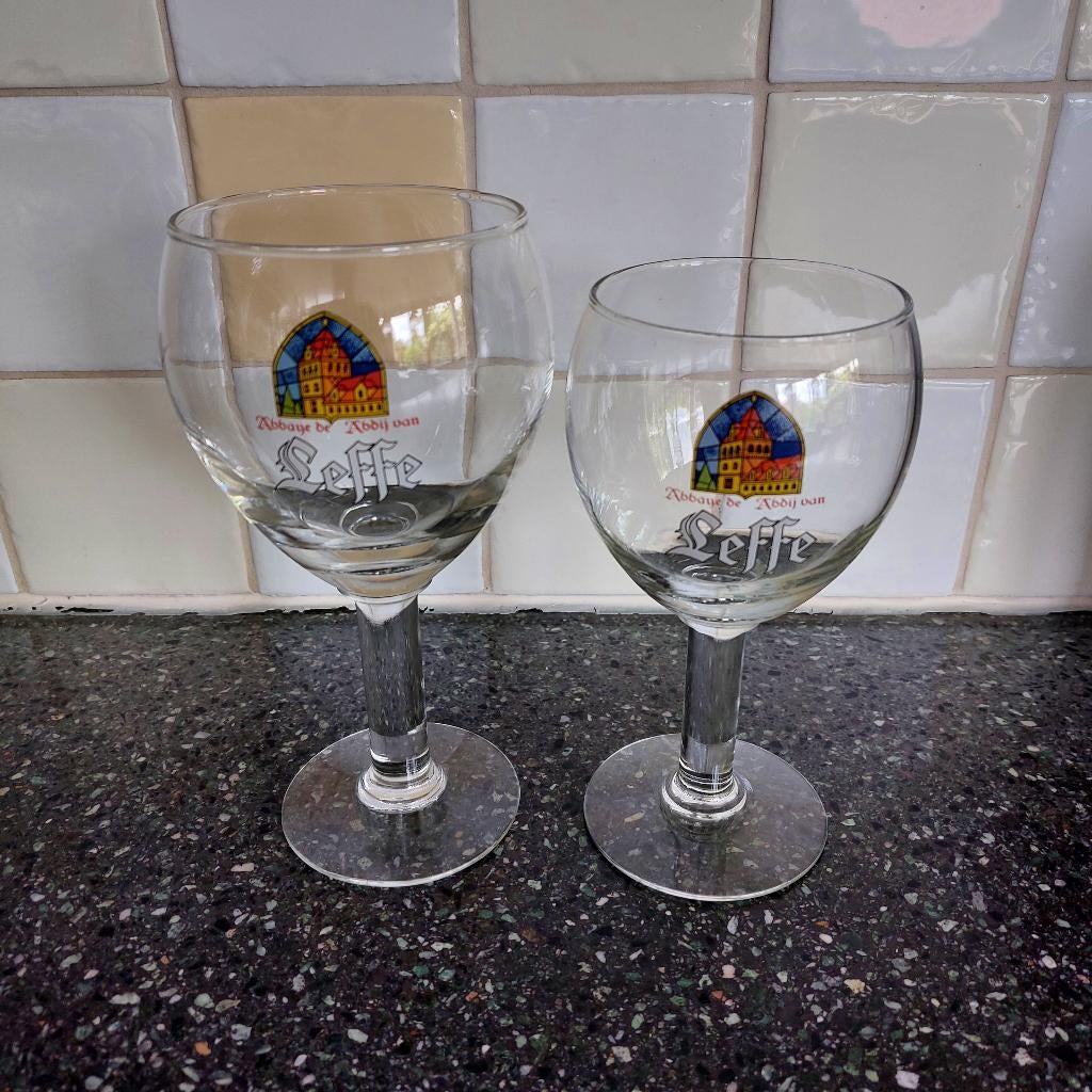 Leffe bierglazen - 0,33 ltr en 0,25 ltr, Verzamelen, Ophalen of Verzenden, Zo goed als nieuw, Bierglas