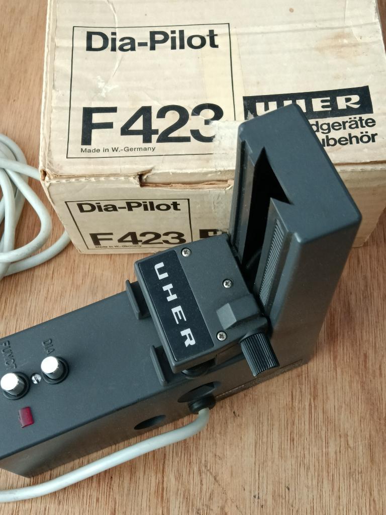 Uher diastuurapparaat F423., Ophalen of Verzenden, Bandrecorder