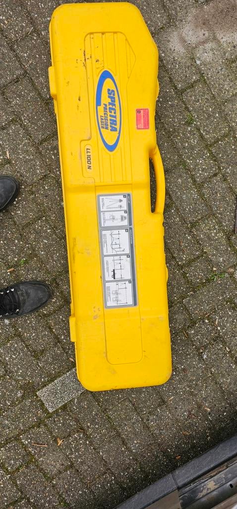 Bouwlaser Spectra LL100N compleet met statief en ontvanger, Ophalen, Zo goed als nieuw