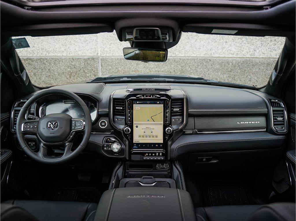 Dodge Ram 1500 5.7 V8 4x4 Crew Cab Limited Night |Digitaal C, Auto's, Automaat, 5654 cc, 402 pk, Bedrijf