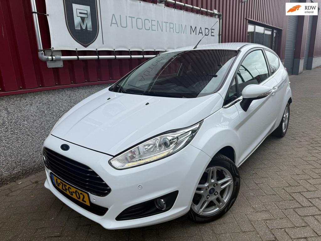 Ford FIESTA 1.6 16V Titanium // Automaat // Clima // PDC //, Stof, Gebruikt, Wit, Bedrijf