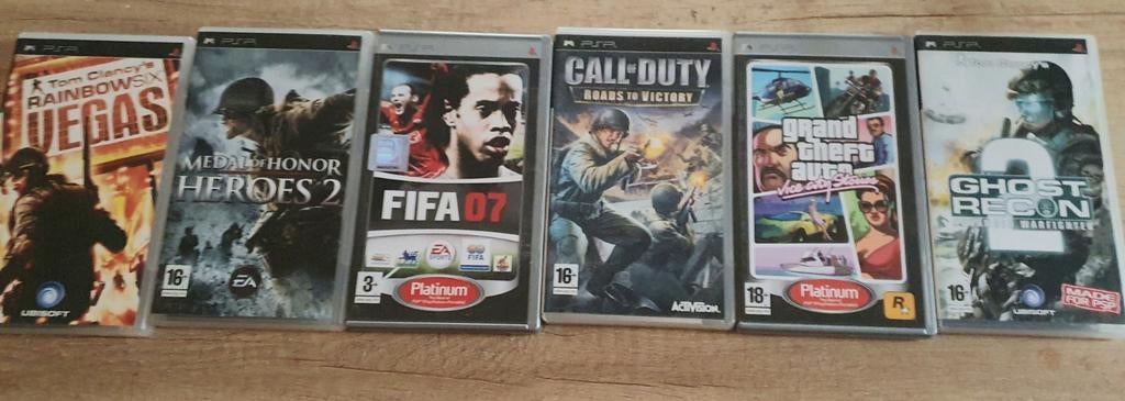 6 Playstation portable  games, Ophalen of Verzenden