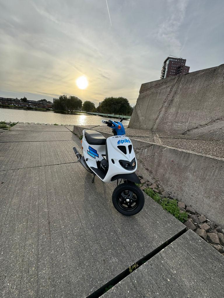 Zip 98 180 cc a1, Fietsen en Brommers, Scooters | Piaggio, Ophalen, Zo goed als nieuw, Zip