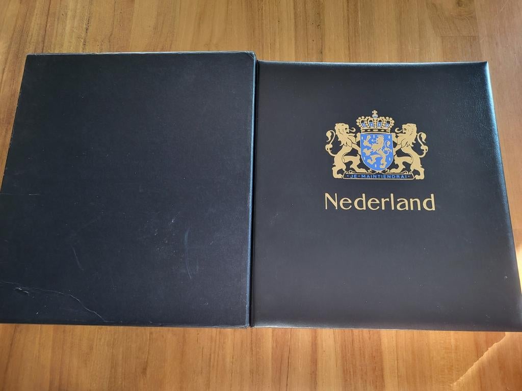 Gewatteerde davo Ned nr 4 1990/ 1999
Met nog zegels tot 1995, Verzenden, Verzamelalbum