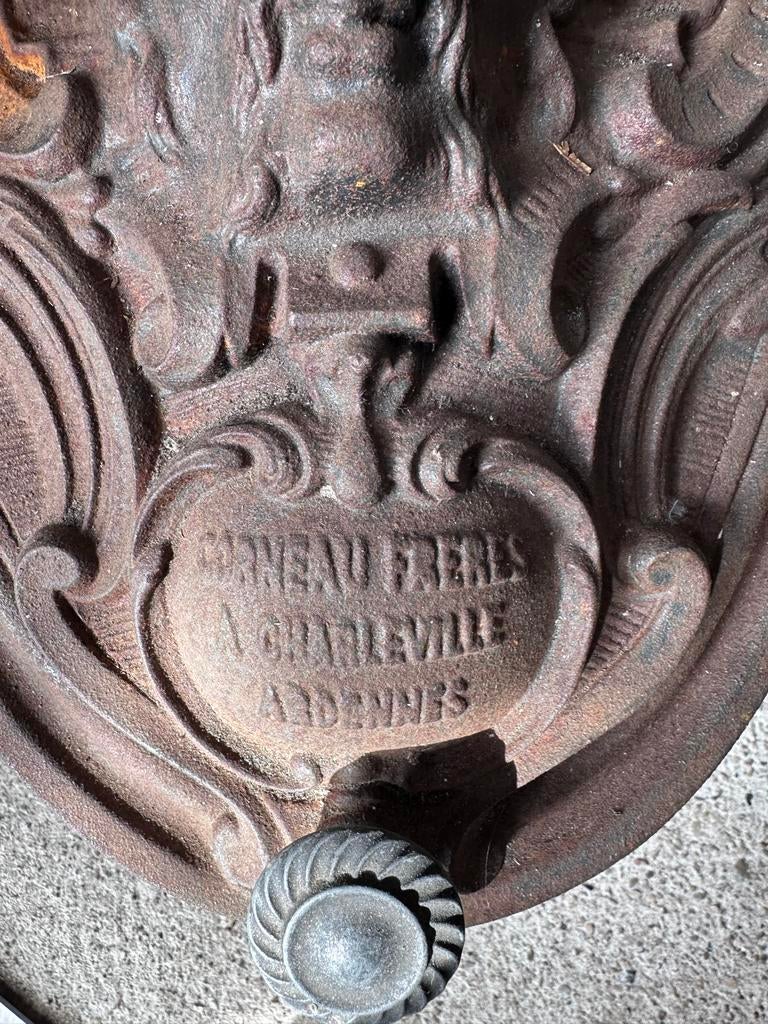 Antieke gietijzeren kolenkit Charleville Ardennes, Ophalen