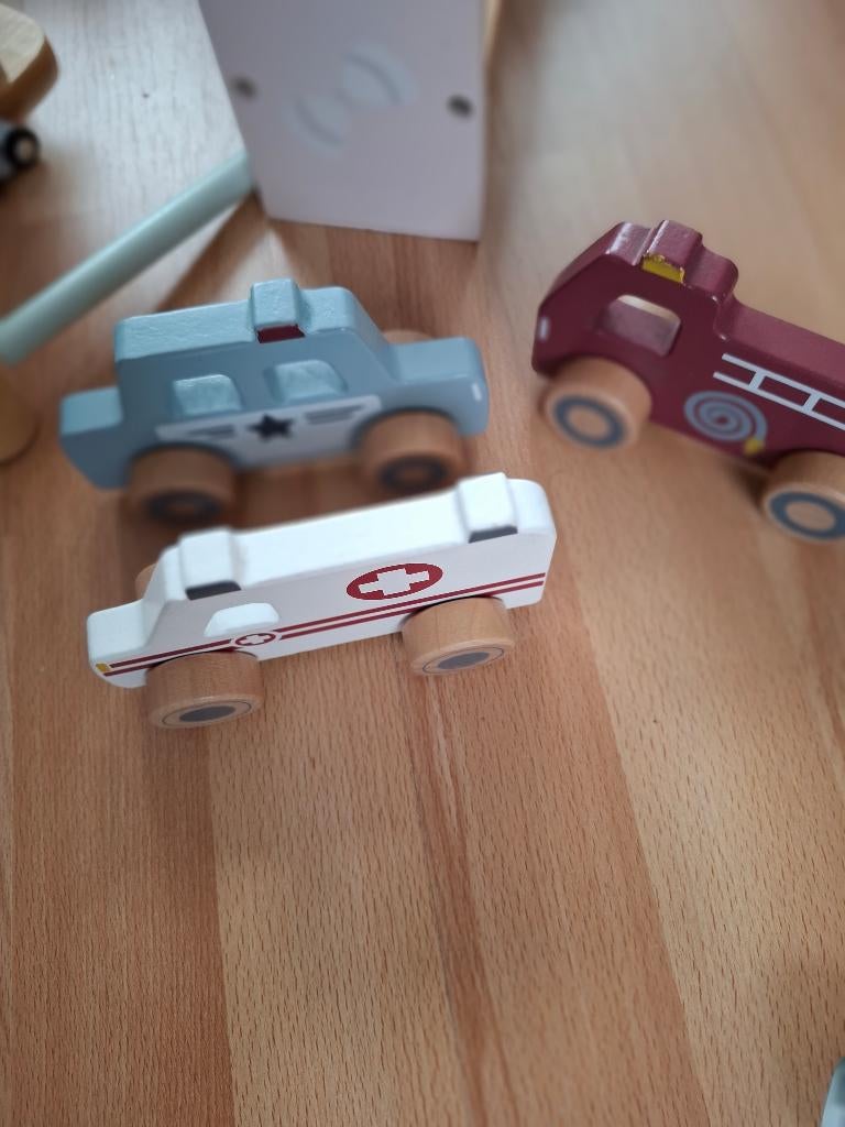 Little Dutch hulpverleningsauto's, Kinderen en Baby's, Speelgoed | Houten speelgoed, Ophalen, Gebruikt, Overige typen