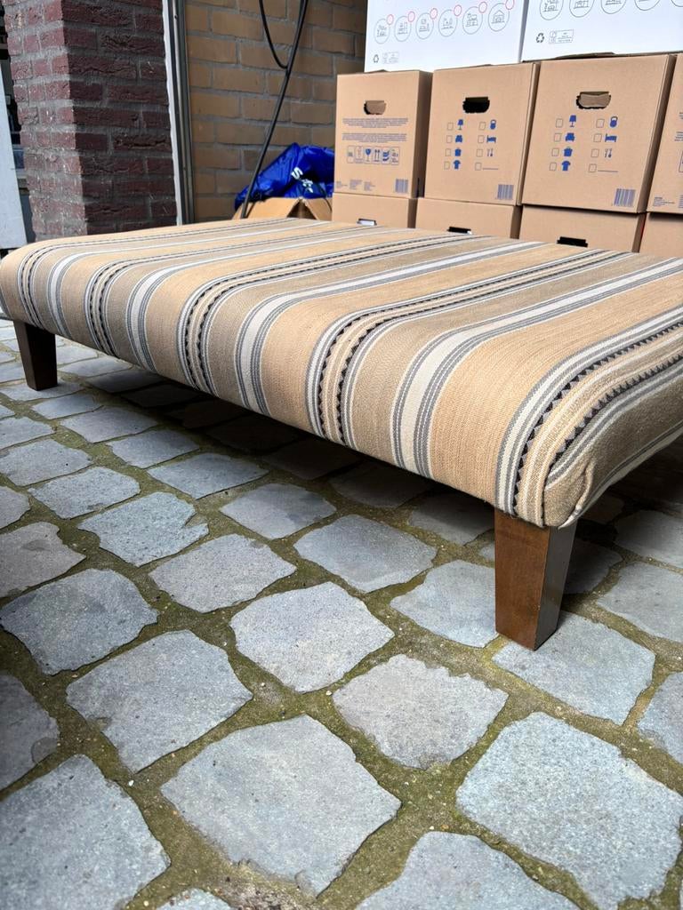 Salontafel / Poef 130x75x30 cm, Ophalen, Zo goed als nieuw, 50 tot 100 cm, Minder dan 50 cm