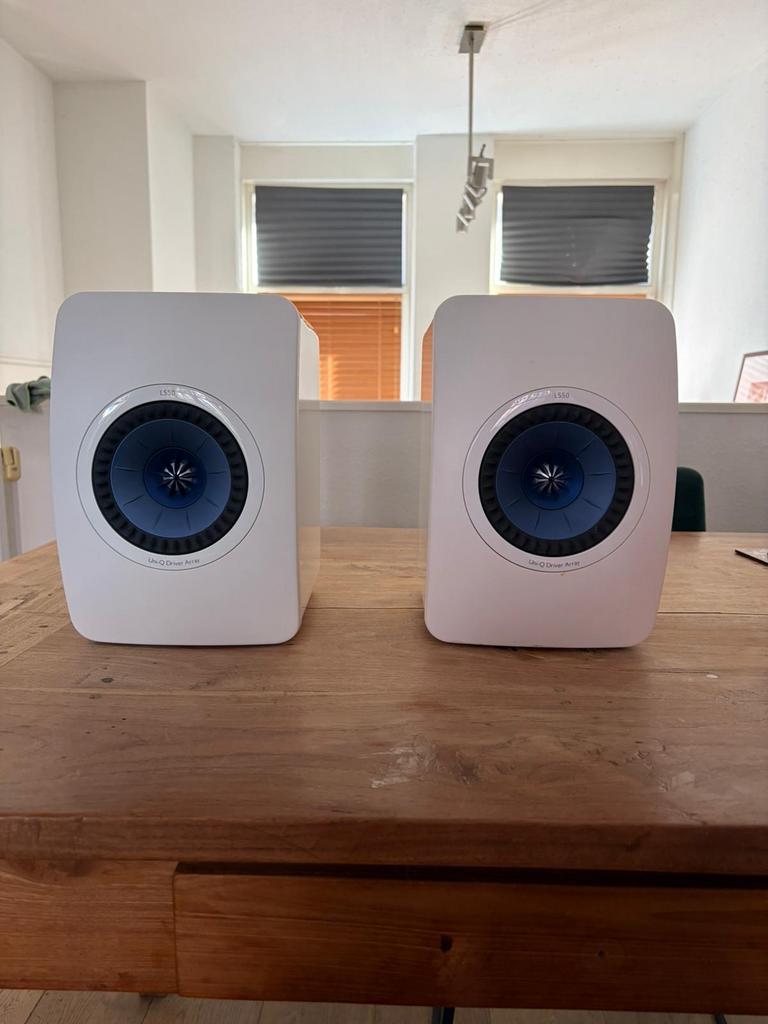 Arcam SA10 en KEF LS50 set, Audio, Tv en Foto, Luidsprekers, Zo goed als nieuw, 60 tot 120 watt, Front, Rear of Stereo speakers
