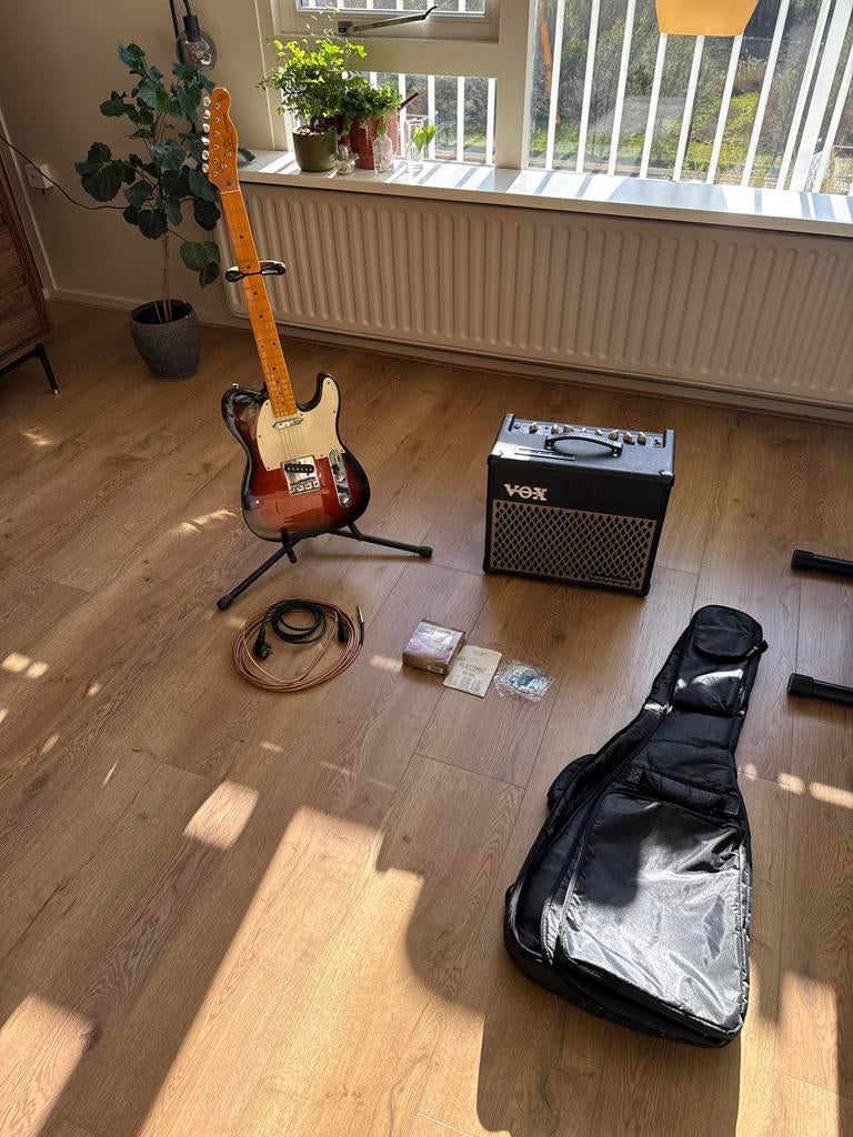 SX STL50 gitaar 2-Tone Sunburst met Vox Valvetronix VT15, Muziek en Instrumenten, Overige merken, Gebruikt, Met versterker, Ophalen of Verzenden