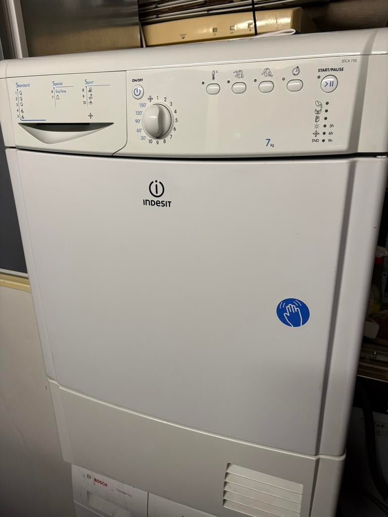 Indesit 7kg condens droger ken eventueel bezorgd worden., Ophalen, 6 tot 8 kg, Gebruikt, Minder dan 85 cm