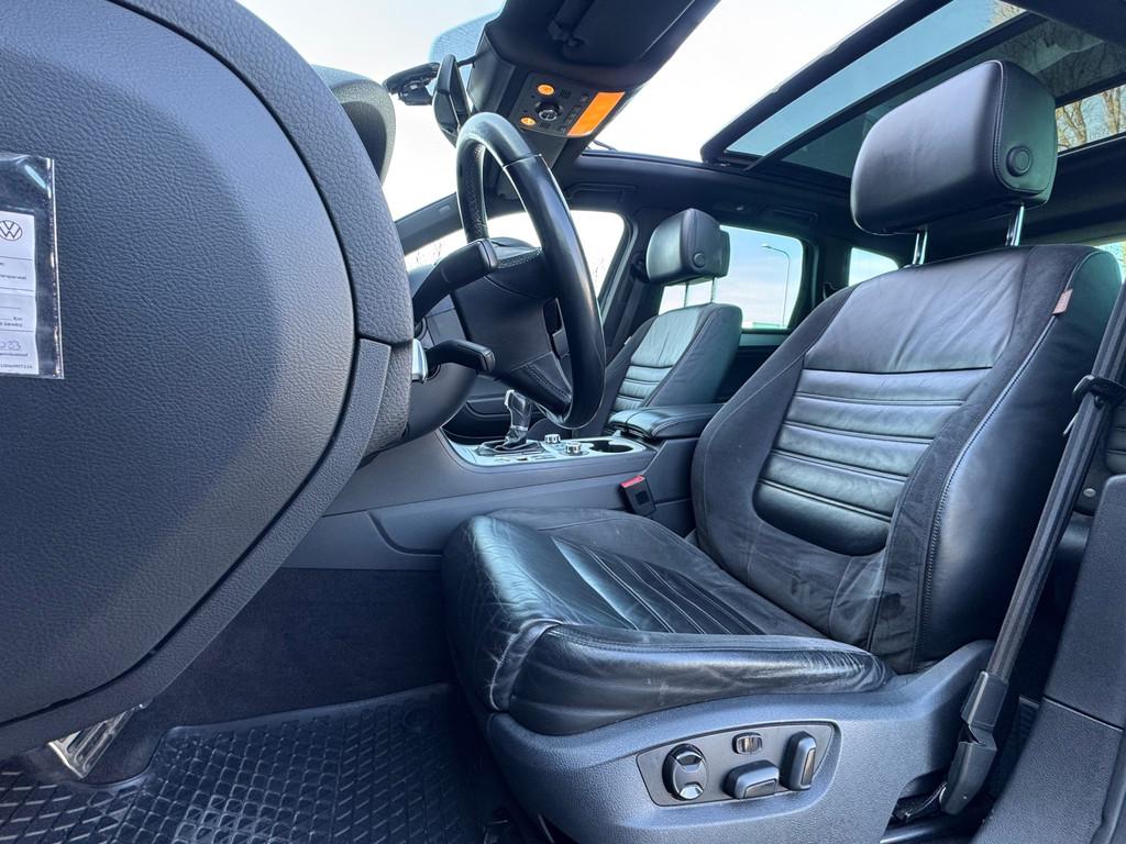 Volkswagen Touareg 3.0 TSI Hybrid Highline PANO|AUT|CLIMATE|, Automaat, Euro 5, Gebruikt, Zwart