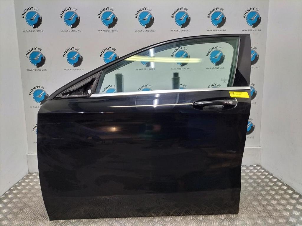 MERCEDES GLA CLASS 156 GLA200 Premium Plus  PORTIER LV  2017, Gebruikt, Deur, Voor, Ophalen of Verzenden