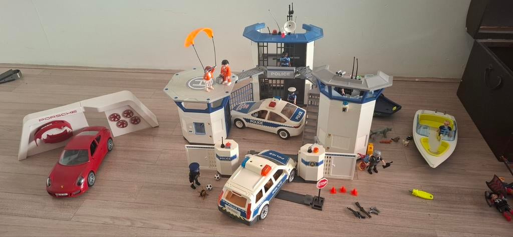 Playmobil politiebureau / divers, Kinderen en Baby's, Speelgoed | Playmobil, Ophalen, Gebruikt