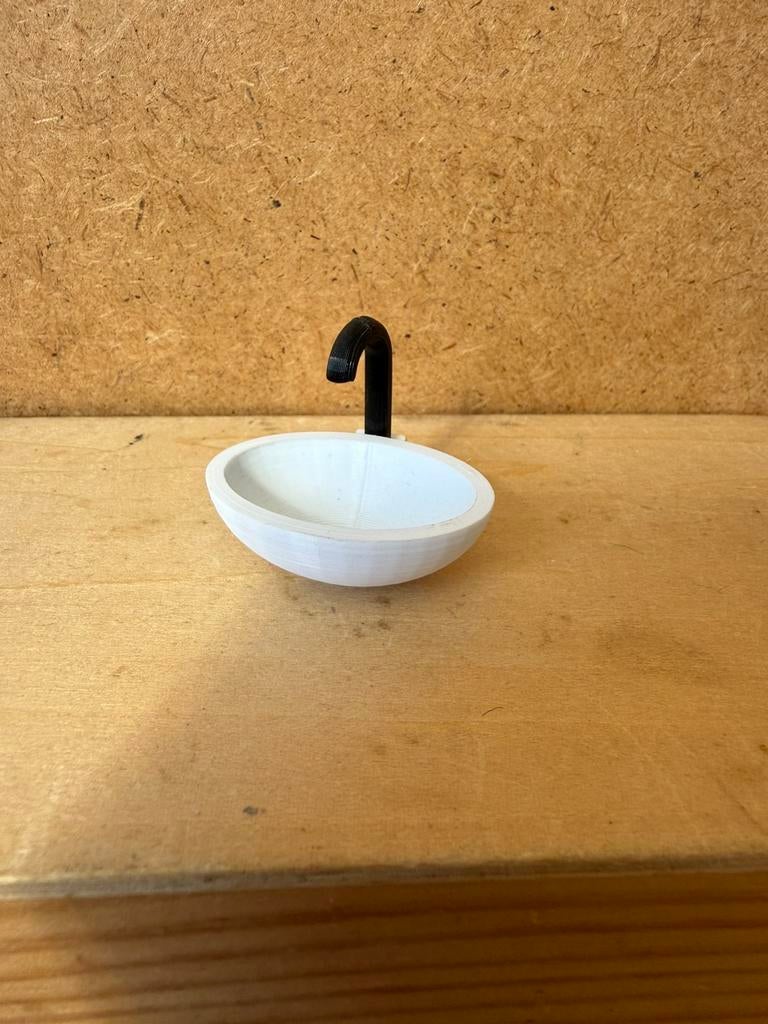 Wasbak - hxbxd 3.3x4x3.5cm - kunststof - modern poppenhuis, Ophalen of Verzenden, Zo goed als nieuw, Poppenhuis