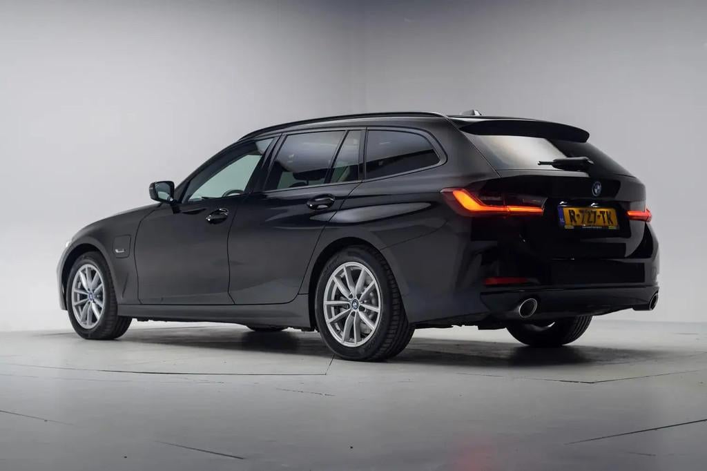 BMW 3 Serie 320e High Executive Aut. [ Panorama € 27.945,0, Automaat, 1998 cc, Gebruikt, Euro 6