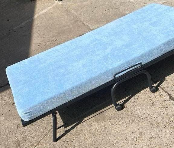 AVEK click vouw/logeer bed, in zeer goede staat!, Ophalen, 90 cm, Eenpersoons, Zo goed als nieuw