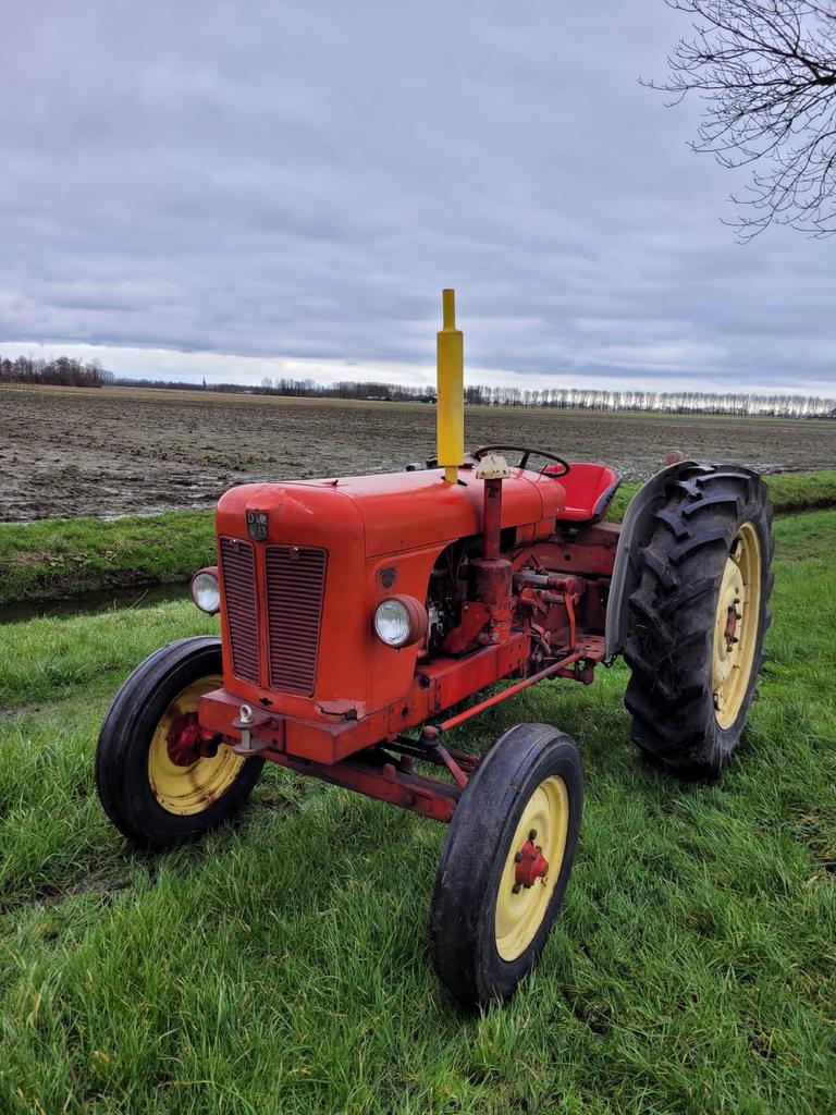 David Brown 950 impematic en non implematic, Tot 2500, Oldtimer, Tot 80 Pk, Ophalen