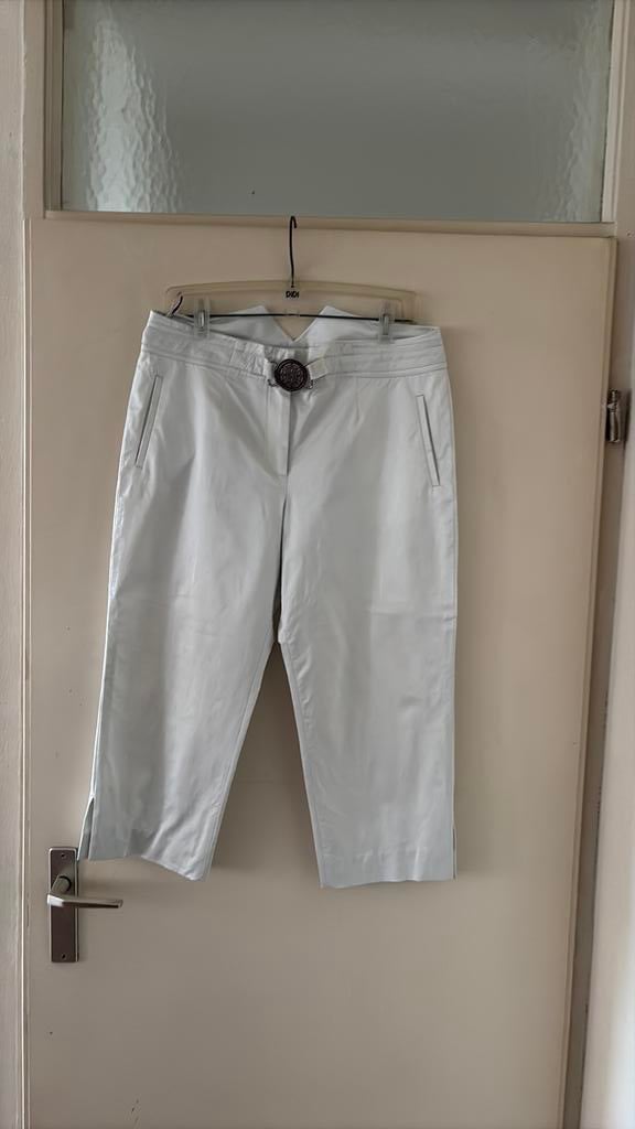 Authentieke Vintage CELINE Capri Broek - Triomphe Logo, Wit, Maat 42/44 (L), Ophalen of Verzenden, Driekwart