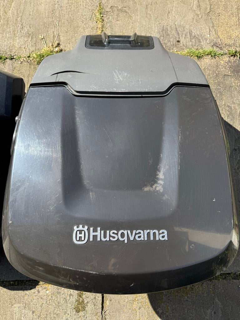 Husqvarna Automower 420 Robotmaaier met accessoires, Ophalen, Gebruikt, 20 tot 25 cm, Bestuurbaar via app