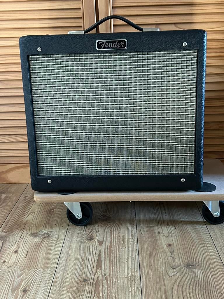 Fender Blues Jr IV in nieuwstaat, Ophalen of Verzenden, Zo goed als nieuw, Minder dan 50 watt