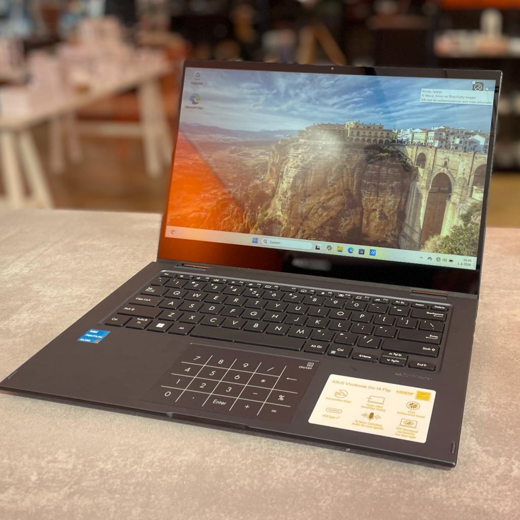 Asus Vivobook 14 Go Flip 14 Inch touch N6000 128GB 16GB W11, Computers en Software, Windows Laptops, Asus, Zo goed als nieuw, Support@asus.com