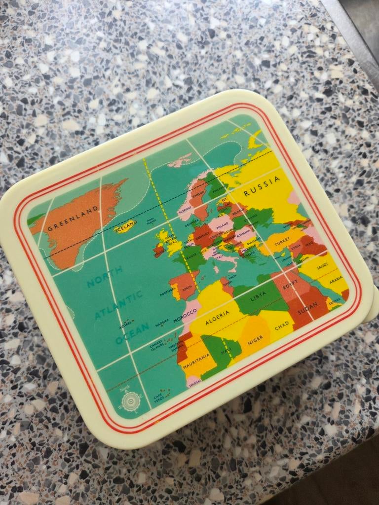 Broodtrommel met wereldkaart, Ophalen of Verzenden, Zo goed als nieuw