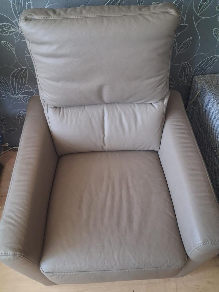 Relax fauteuil van Goossens (echt leder), Huis en Inrichting, Fauteuils, Ophalen of Verzenden, Zo goed als nieuw, 50 tot 75 cm