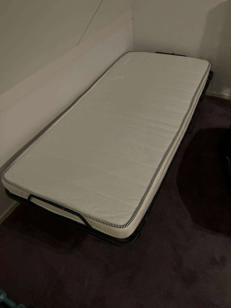 Opklapbed weinig gebruikt., Ophalen, 90 cm, Eenpersoons, Zwart