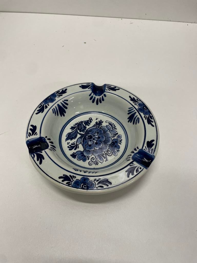 Delfts Blauwe Asbak met Traditioneel Floraal Motief, Antiek en Kunst, Antiek | Keramiek en Aardewerk, Ophalen