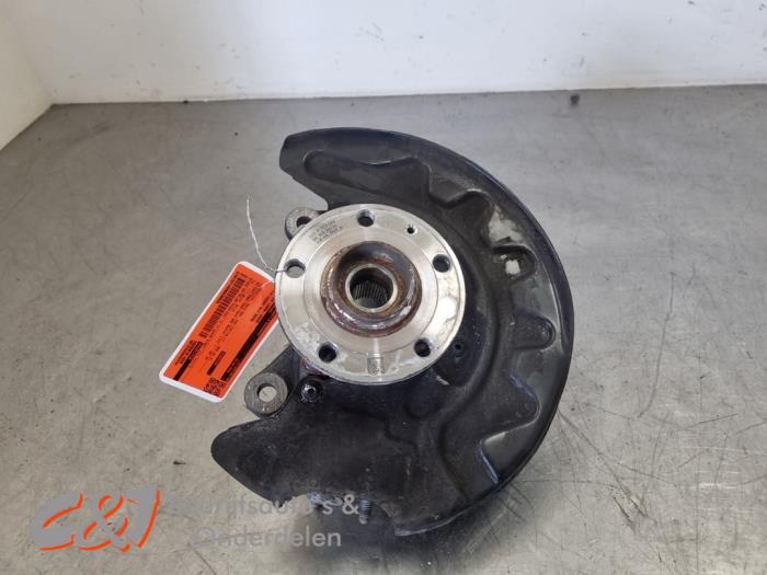 Fusee links-voor van een Volkswagen Caddy, Gebruikt, -, Volkswagen, -