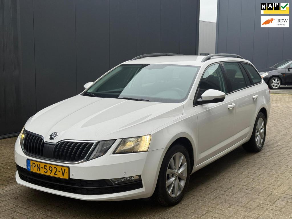 Skoda Octavia Combi 1.0 TSI Greentech Ambition Business Aut, Auto's, Euro 6, Electronic Stability Program (ESP), 116 pk, Wit