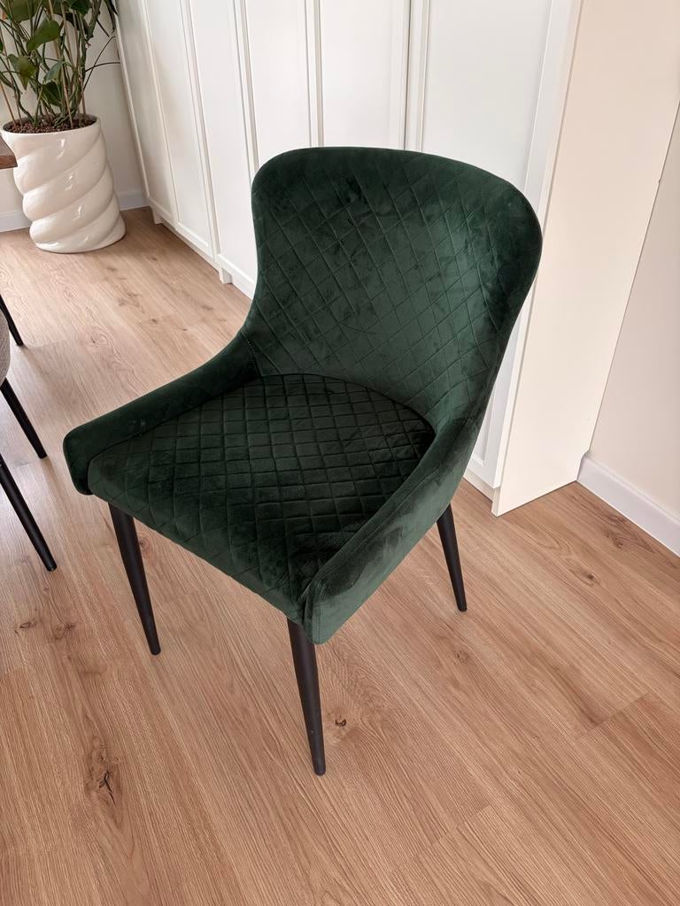 Donkergroene stoel van Jysk, Huis en Inrichting, Stoelen, Zo goed als nieuw, Eén, Stof, Overige kleuren, Ophalen