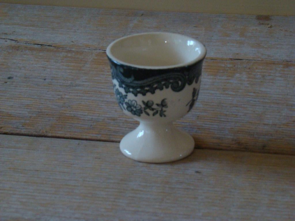 1x Eierdopje, Engels blauw, Palissy, gaaf, Antiek en Kunst, Antiek | Servies los, Ophalen of Verzenden