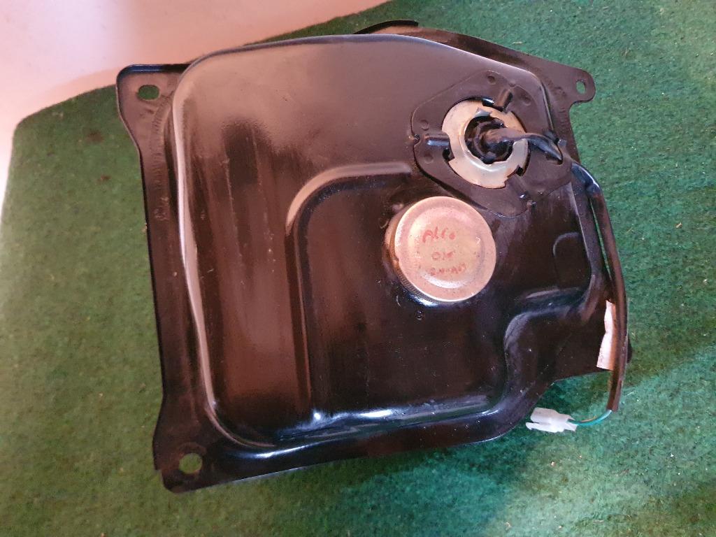 NIEUWSTAAT Benzinetank Sym  Allo / Cello origineel Tank, Fietsen en Brommers, Brommeronderdelen | Scooters, Ophalen of Verzenden