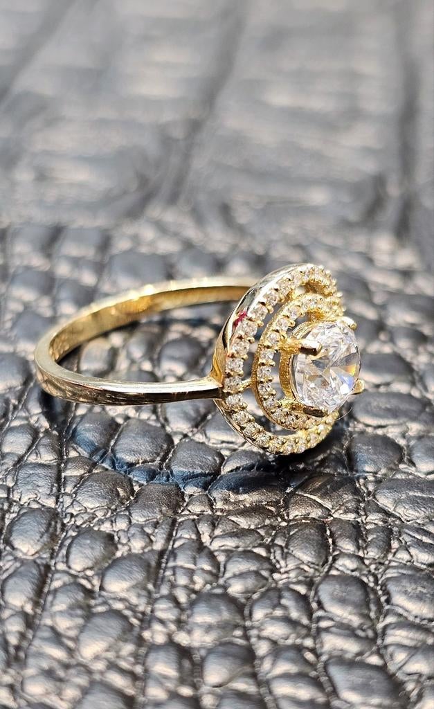 Prachtige 14karaat dames gouden ring, Nieuw, Ophalen of Verzenden, Dame, Goud