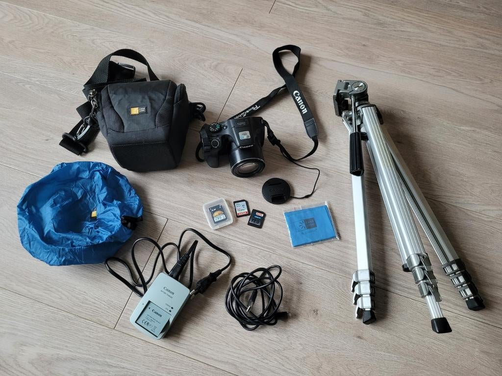 Canon PowerShot SX530 HS Digitale Camera + Velbon statief, Ophalen of Verzenden, Zo goed als nieuw, Canon, 8 keer of meer