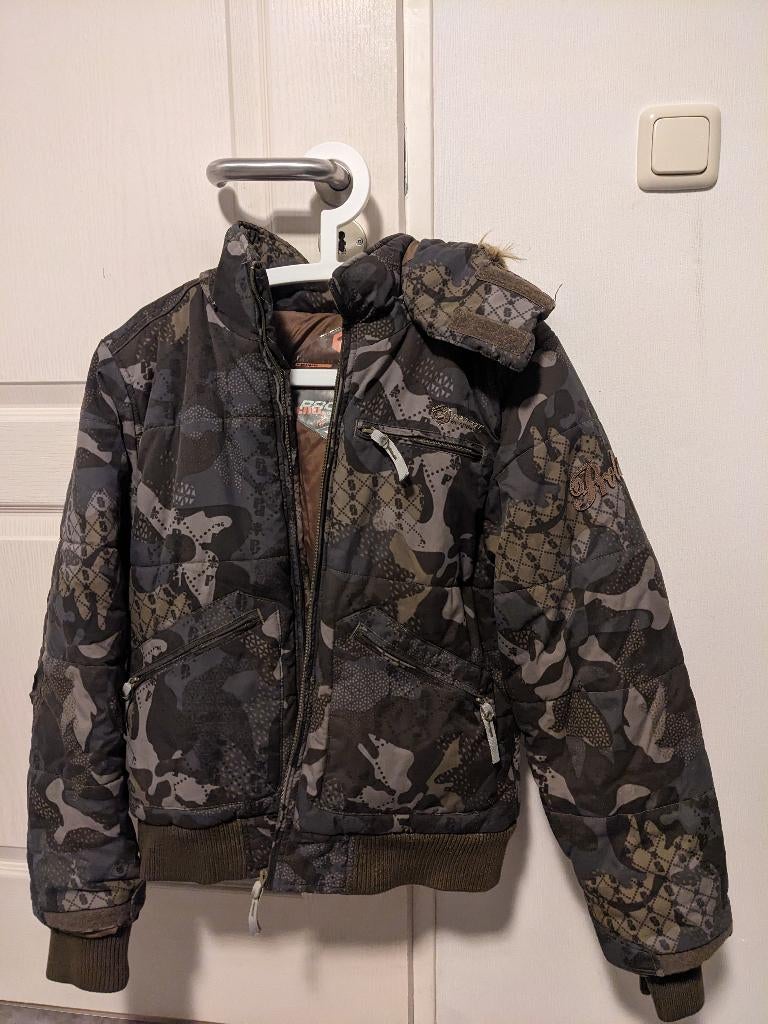 Dames Protest ski jas maat L valt als een M., Maat 38/40 (M), Ophalen of Verzenden, Zo goed als nieuw, Protest