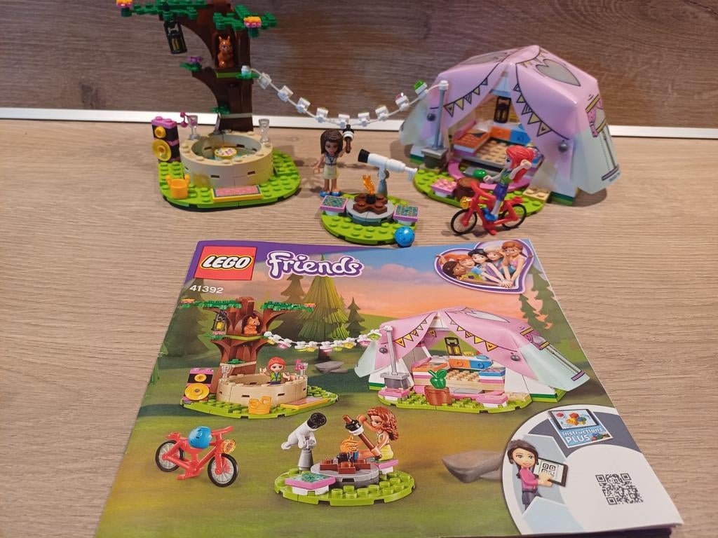 LEGO Friends 41392 Glamping in de natuur, Ophalen of Verzenden, Zo goed als nieuw, Complete set, Lego