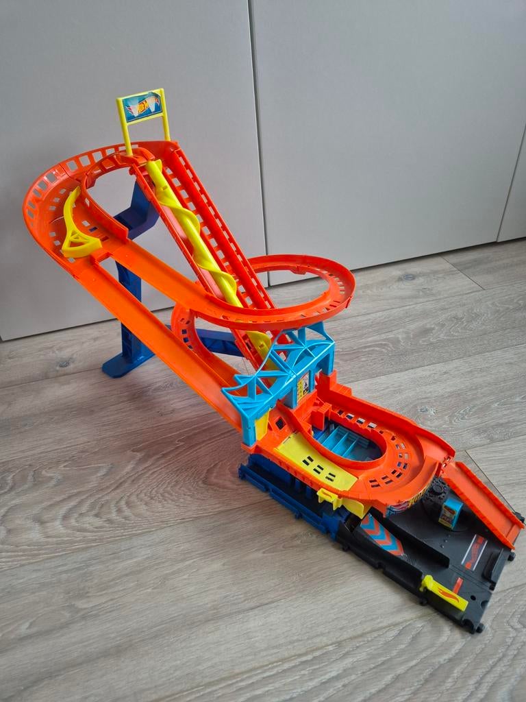 Hot Wheels City achtbaan rally baanset, Ophalen, Zo goed als nieuw, Auto