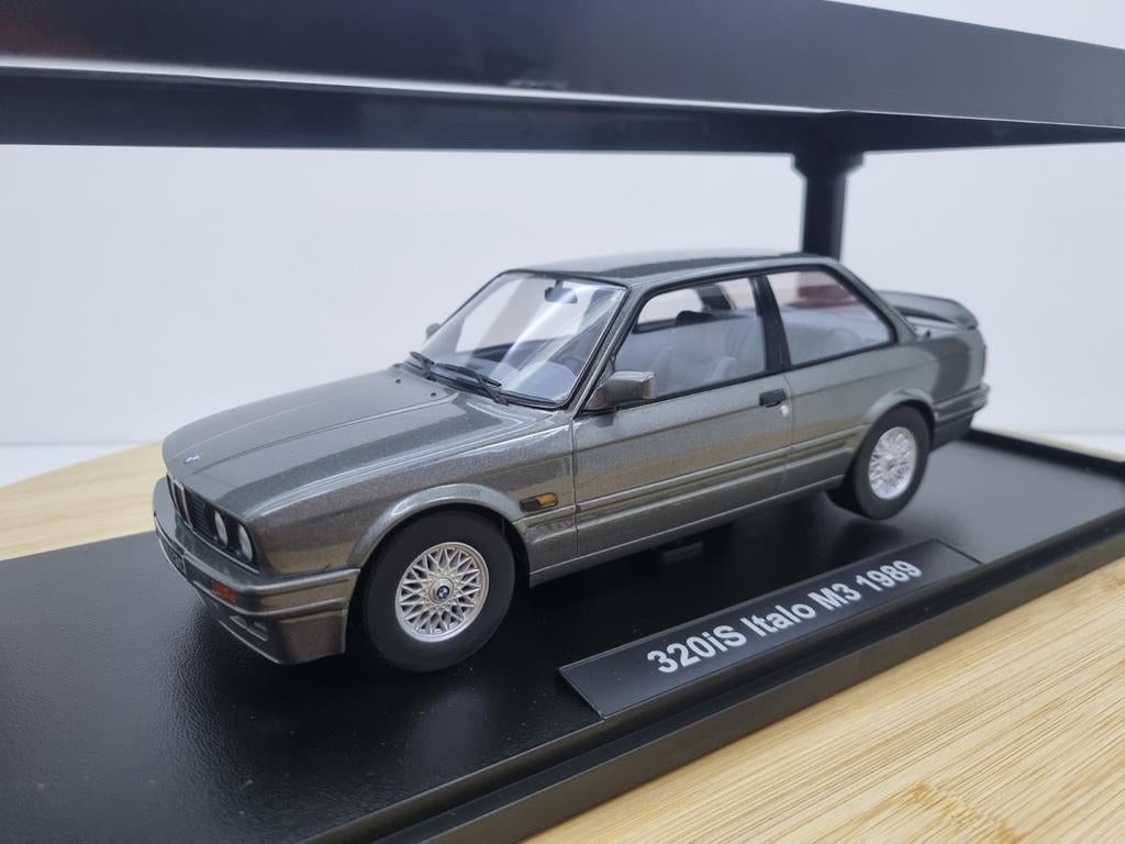 KK-Scale BMW 320iS E30 M3 grijs metallic 1:18, Hobby en Vrije tijd, Modelauto's | 1:18, Overige merken, Auto, Ophalen of Verzenden