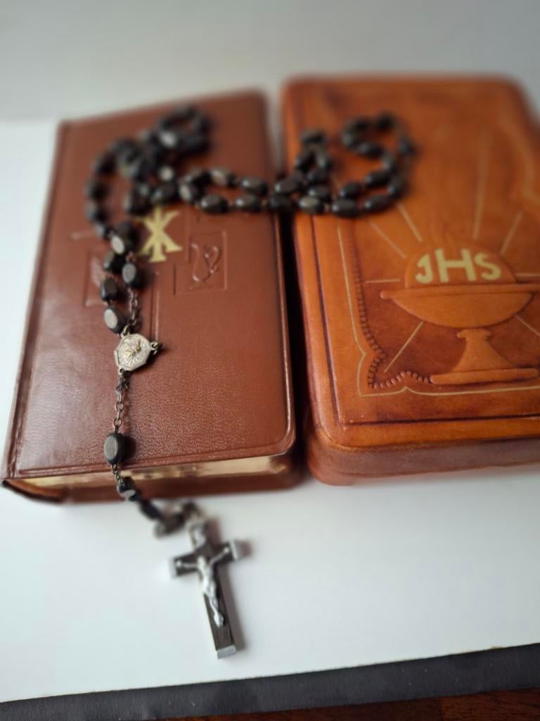 Gebonden leren misboek met farde èn rozenkrans complete set, Antiek en Kunst, Ophalen of Verzenden