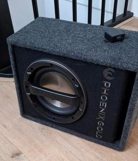 Phoenix Gold Z18AB Actieve Subwoofer met versterker, Auto diversen, Autospeakers, Ophalen of Verzenden, Zo goed als nieuw