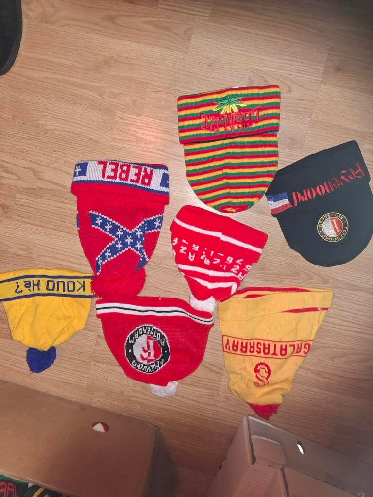 Mutsen nieuw! 5euro per stuk. Op is op, Verzenden, Nieuw