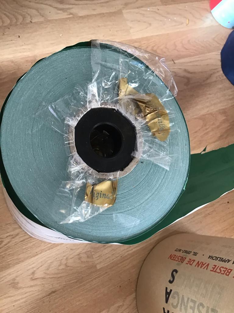 Inpakpapier, Ophalen, Nieuw