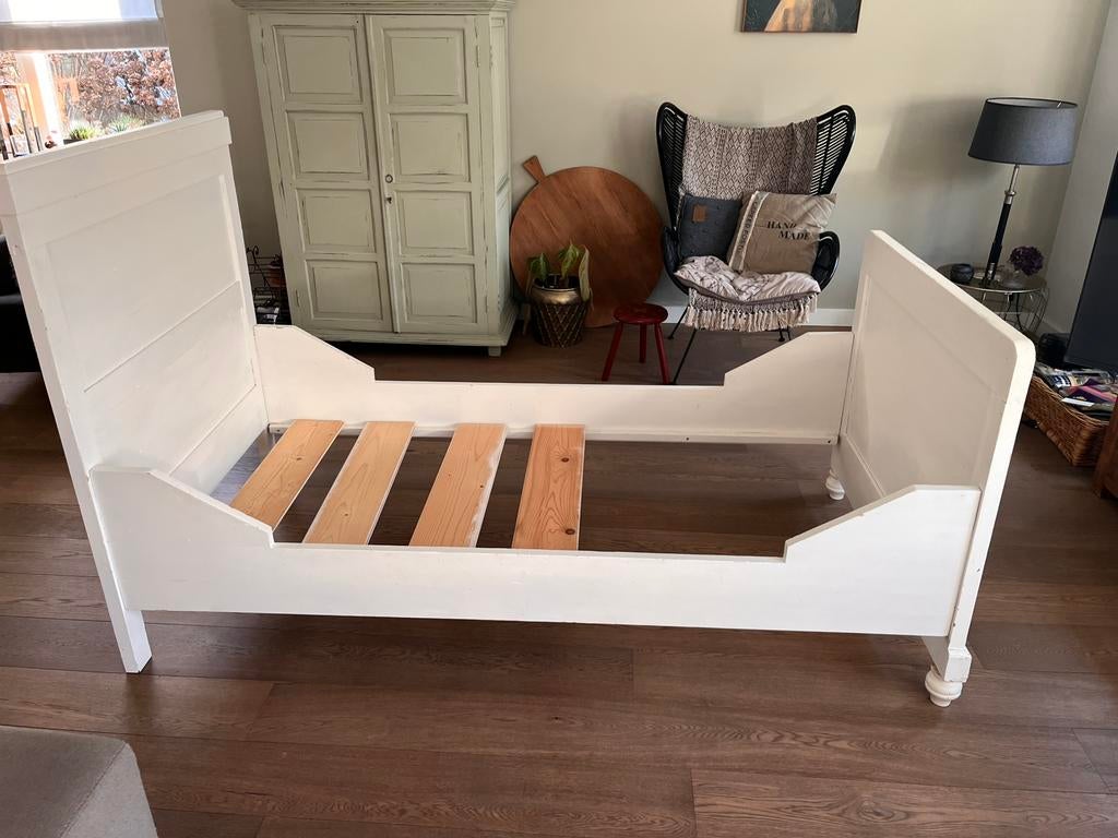 Kinderbed/ ledikant antiek grenen brocant, Huis en Inrichting, Slaapkamer | Bedden, Ophalen, Eenpersoons, Wit, 190 cm of minder